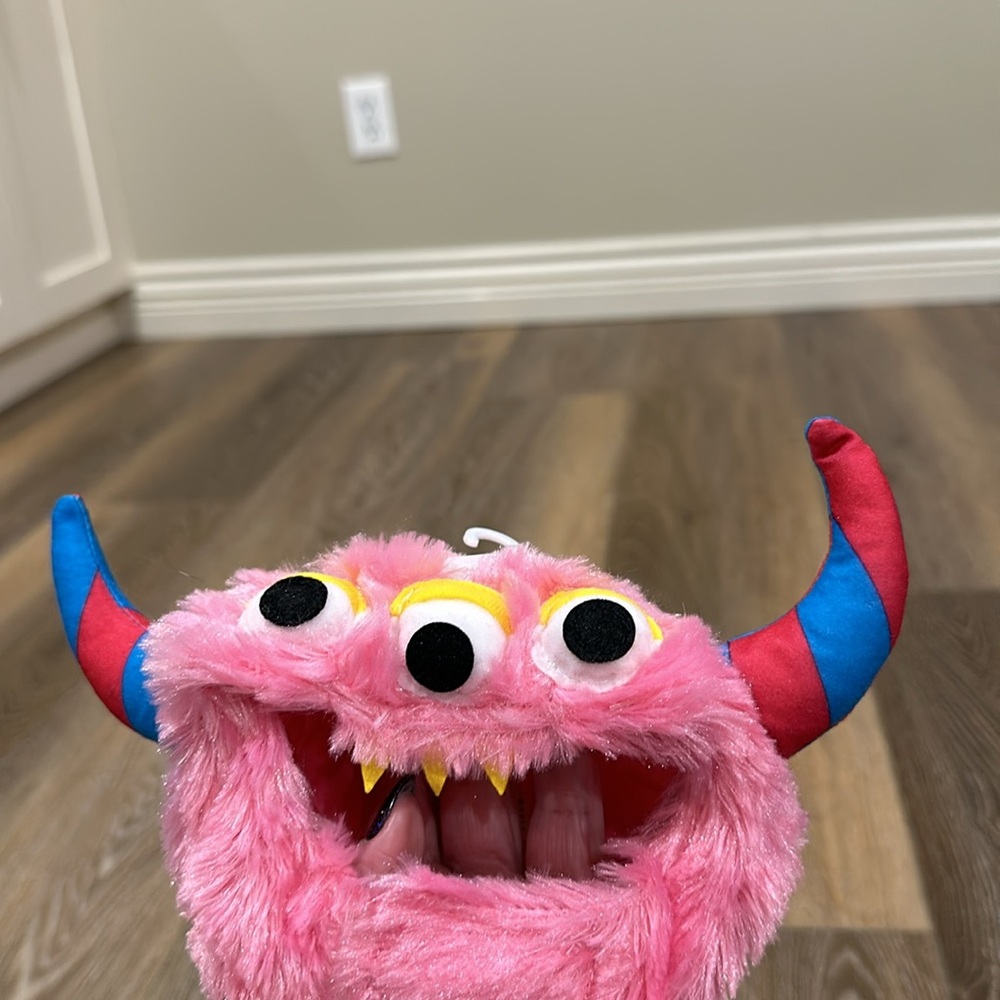 Monster hat for cat - Picture 3 of 4